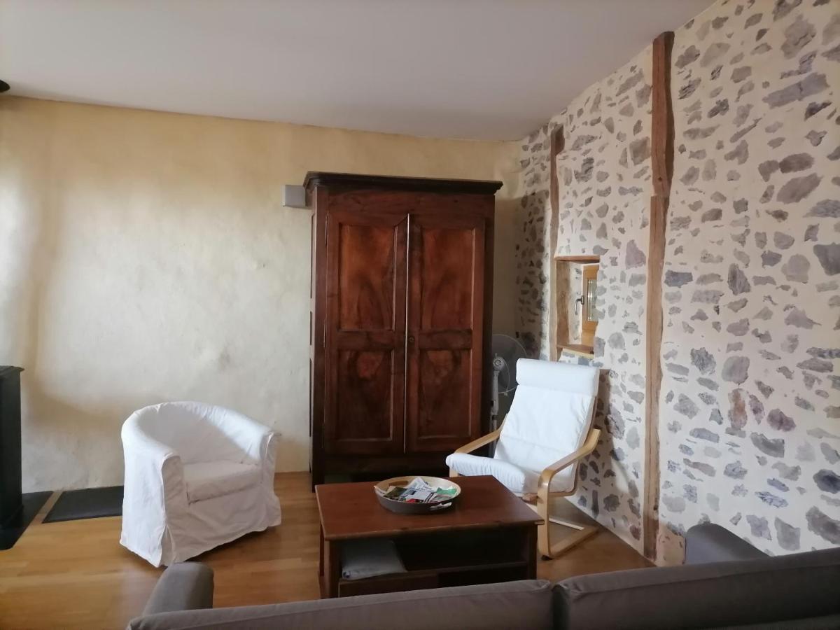 Le Relais D'Anglards Daire Dış mekan fotoğraf